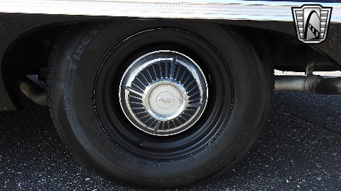1963 Chevrolet Impala image 35