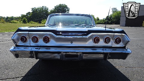 1963 Chevrolet Impala image 17