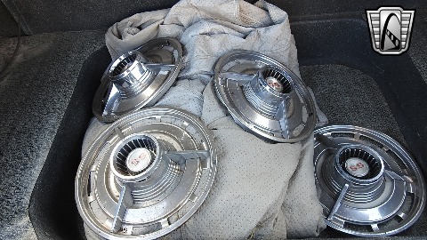 1963 Chevrolet Impala image 121