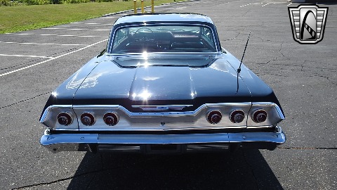 1963 Chevrolet Impala image 18