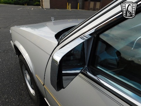 1985 Cadillac Fleetwood image 55