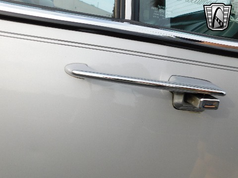 1985 Cadillac Fleetwood image 57