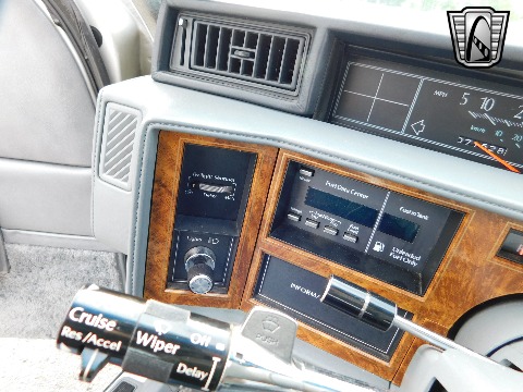 1985 Cadillac Fleetwood image 111