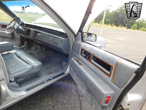 1985 Cadillac Fleetwood image 137