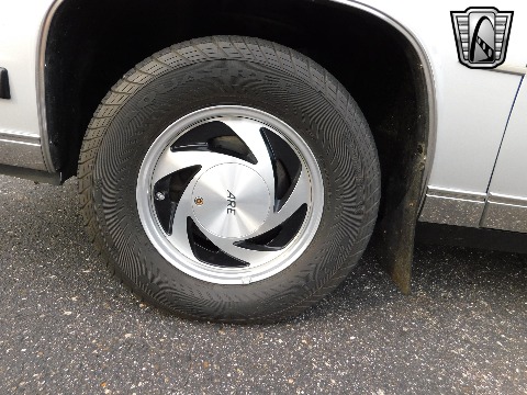 1985 Cadillac Fleetwood image 34