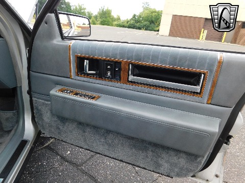 1985 Cadillac Fleetwood image 138