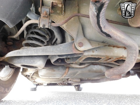 1985 Cadillac Fleetwood image 38