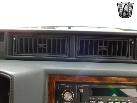 1985 Cadillac Fleetwood image 117