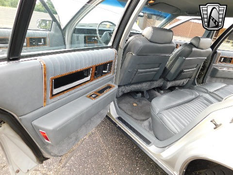 1985 Cadillac Fleetwood image 119