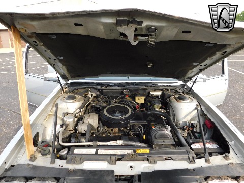 1985 Cadillac Fleetwood image 97