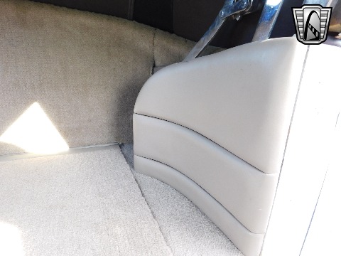 1937 Ford Cabriolet image 108