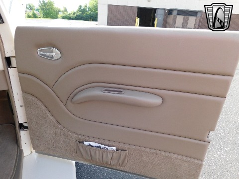 1937 Ford Cabriolet image 117