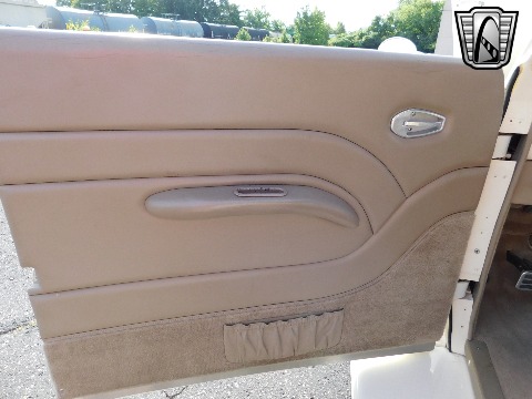 1937 Ford Cabriolet image 92