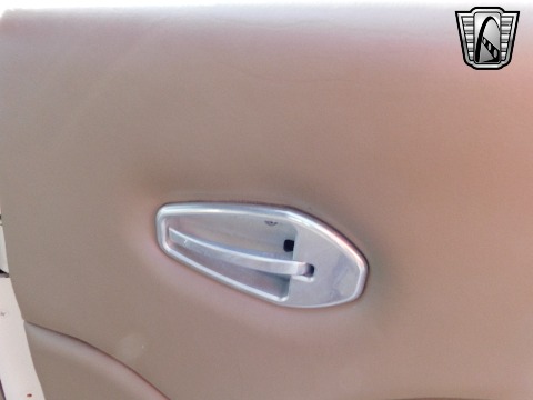 1937 Ford Cabriolet image 119