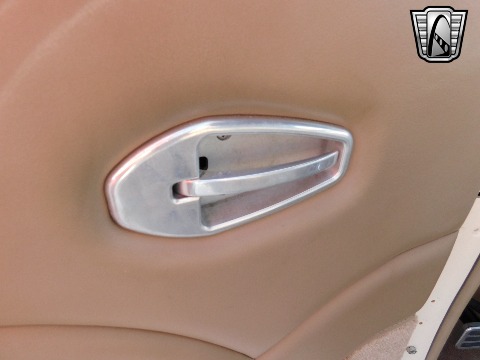 1937 Ford Cabriolet image 94