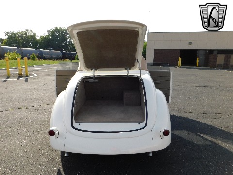 1937 Ford Cabriolet image 69