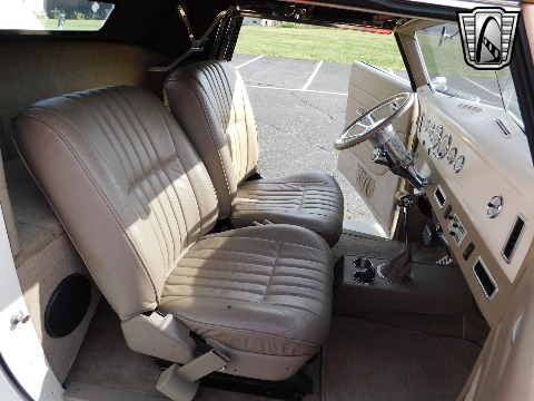 1937 Ford Cabriolet image 121