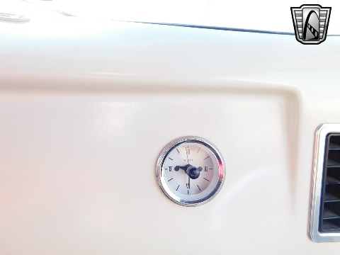 1937 Ford Cabriolet image 103