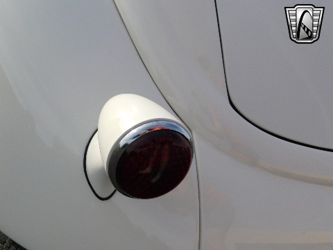 1937 Ford Cabriolet image 53