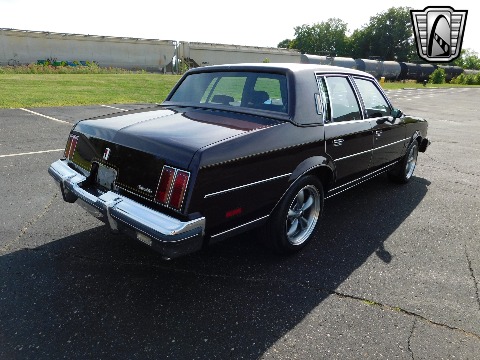 1985 Oldsmobile Cutlass image 21