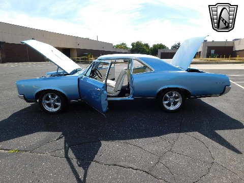 1967 Pontiac GTO image 70