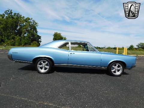 1967 Pontiac GTO image 22