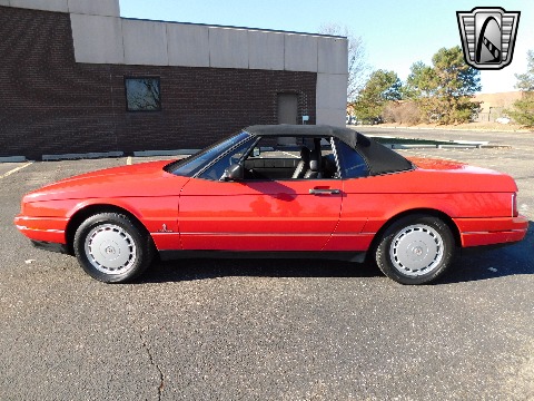 1991 Cadillac Allante image 8