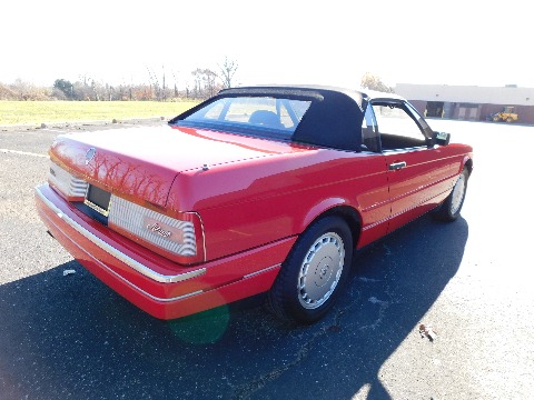 1991 Cadillac Allante image 20