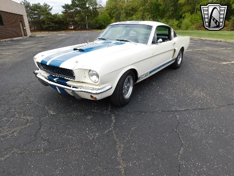 1965 Ford Mustang image 3