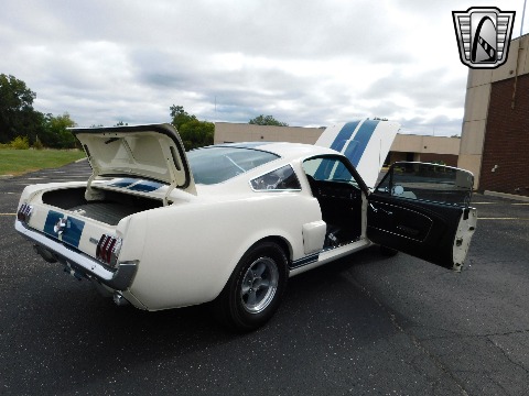 1965 Ford Mustang image 82