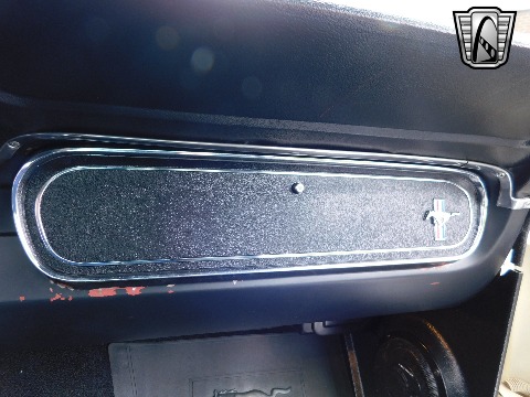 1965 Ford Mustang image 111