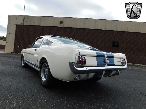 1965 Ford Mustang image 13