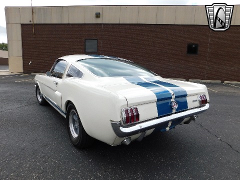 1965 Ford Mustang image 14