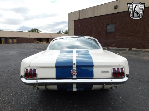 1965 Ford Mustang image 17