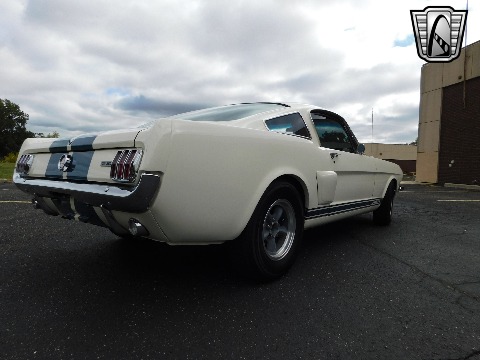 1965 Ford Mustang image 19