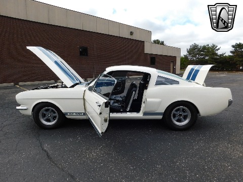 1965 Ford Mustang image 73