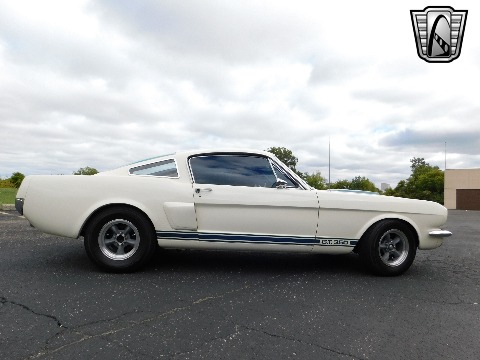 1965 Ford Mustang image 22