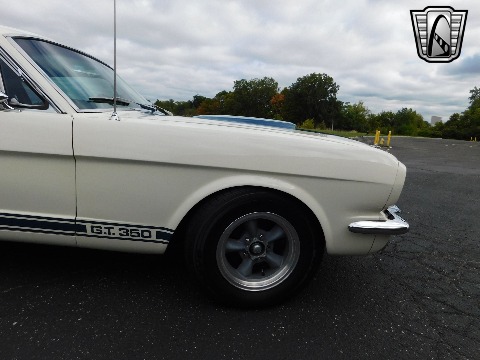 1965 Ford Mustang image 27