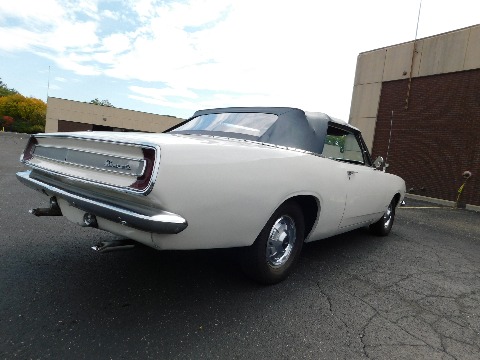 1967 Plymouth Barracuda image 20