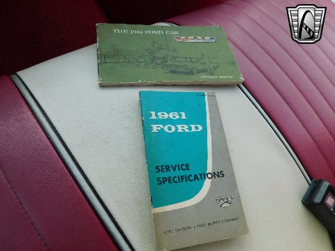 1961 Ford Galaxie image 107