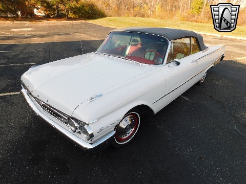 1961 Ford Galaxie image 5