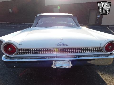 1961 Ford Galaxie image 57