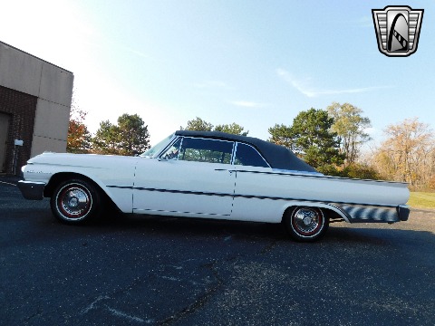 1961 Ford Galaxie image 6