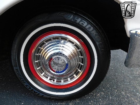 1961 Ford Galaxie image 36