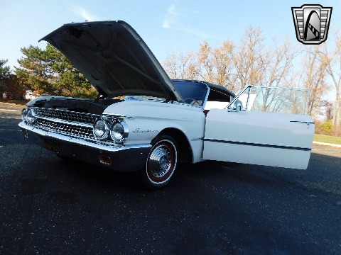 1961 Ford Galaxie image 63