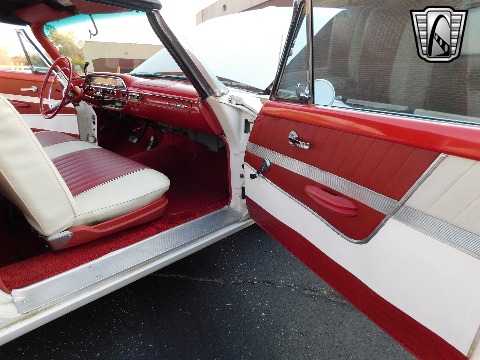 1961 Ford Galaxie image 117