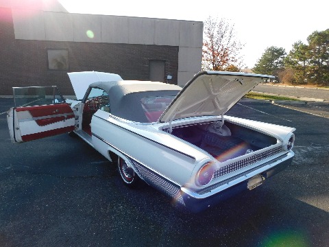 1961 Ford Galaxie image 70