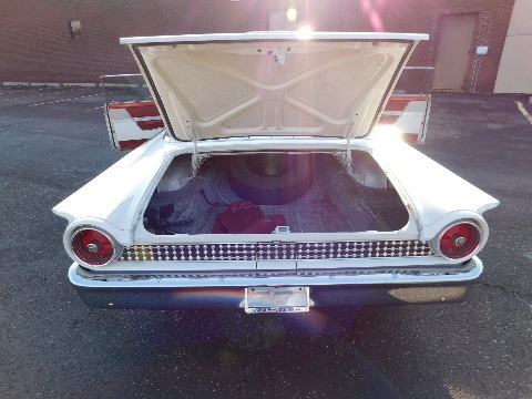 1961 Ford Galaxie image 73
