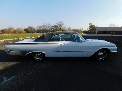 1961 Ford Galaxie image 22