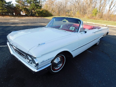 1961 Ford Galaxie image 126